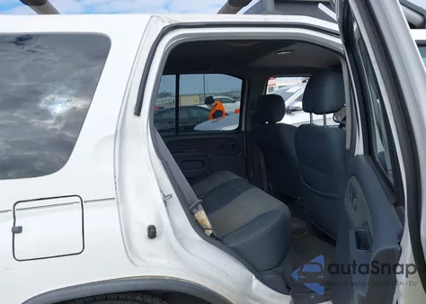 2002 Nissan Xterra Xe z USA, uszkodzony, nr VIN 5N1ED28T82C541301